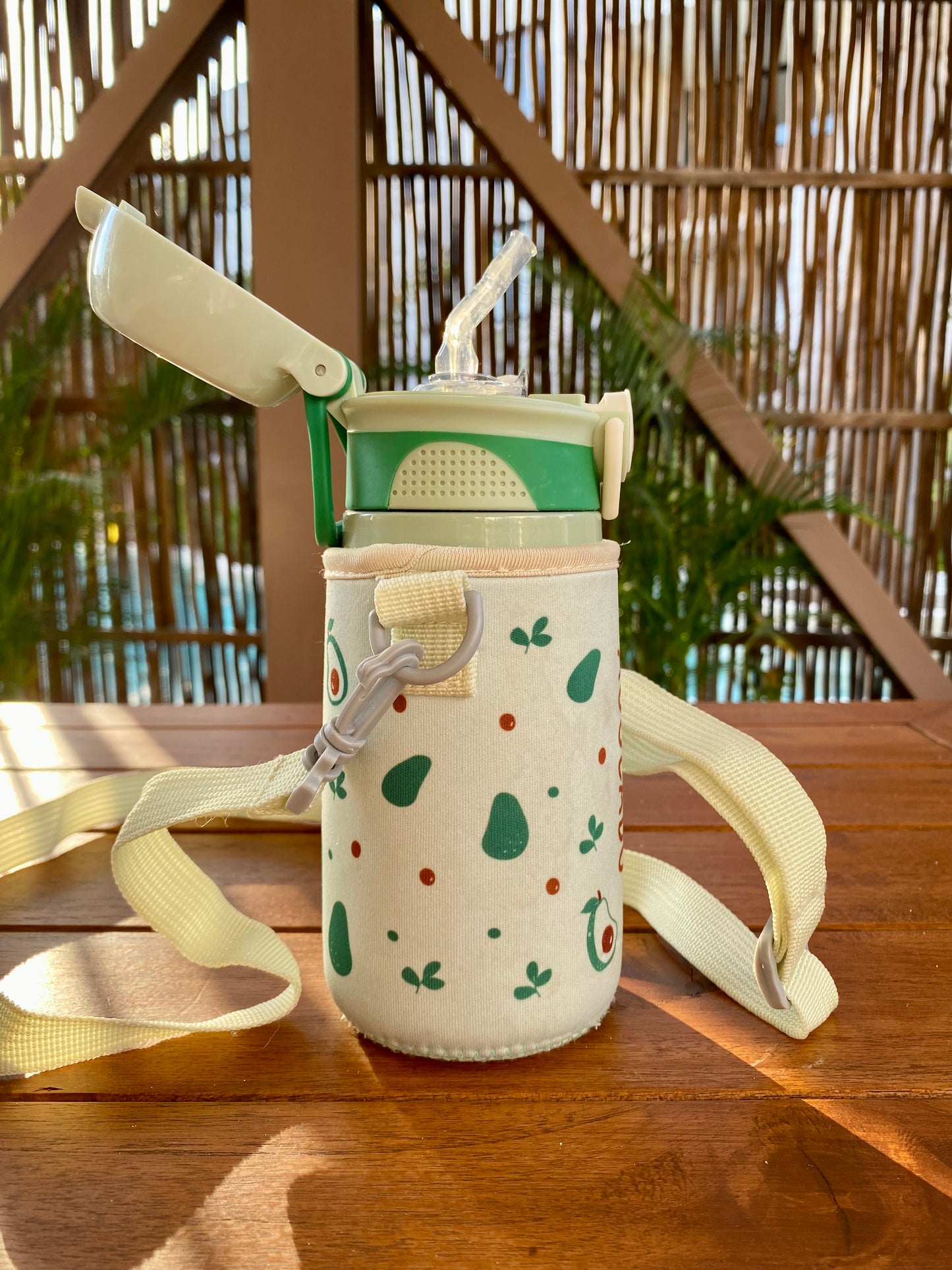 Kindertrinkflasche - Avocado Kuss